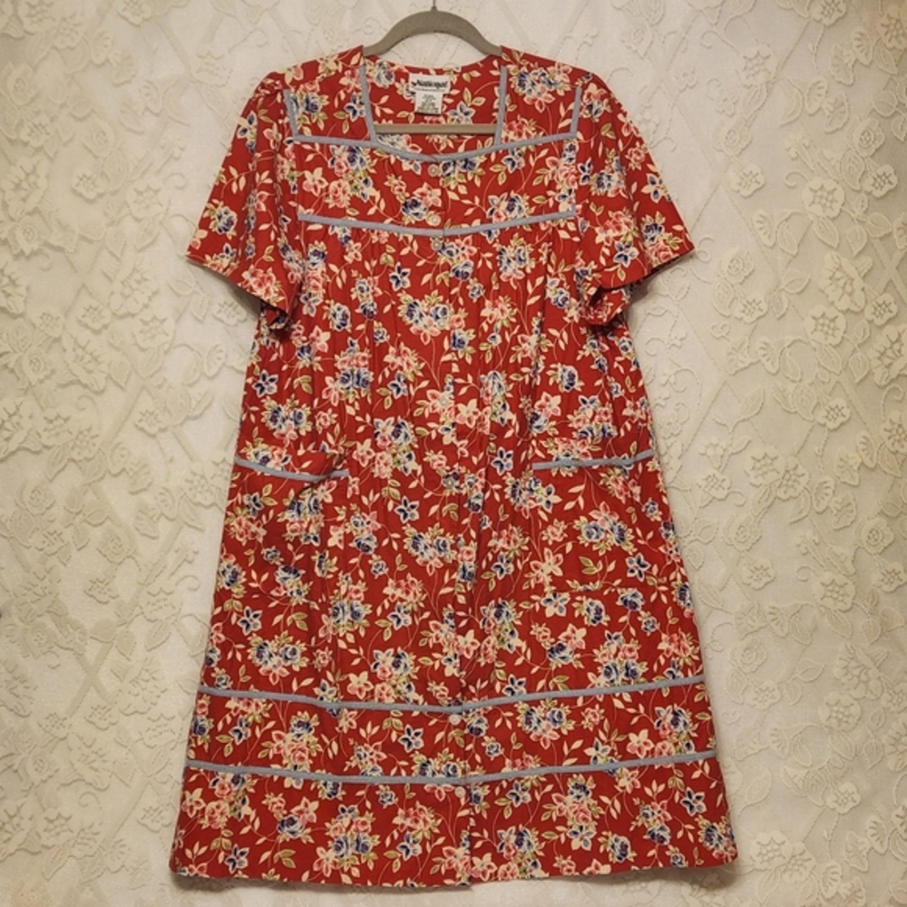 Vintage Nap Dress Nightgown Floral Print 100% Cotton Robe Oversized Granny